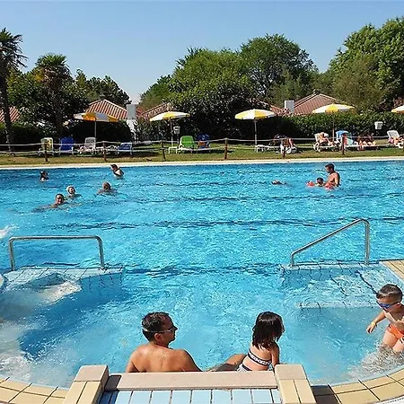 Resort Bungalow Los Nidos Superior *
